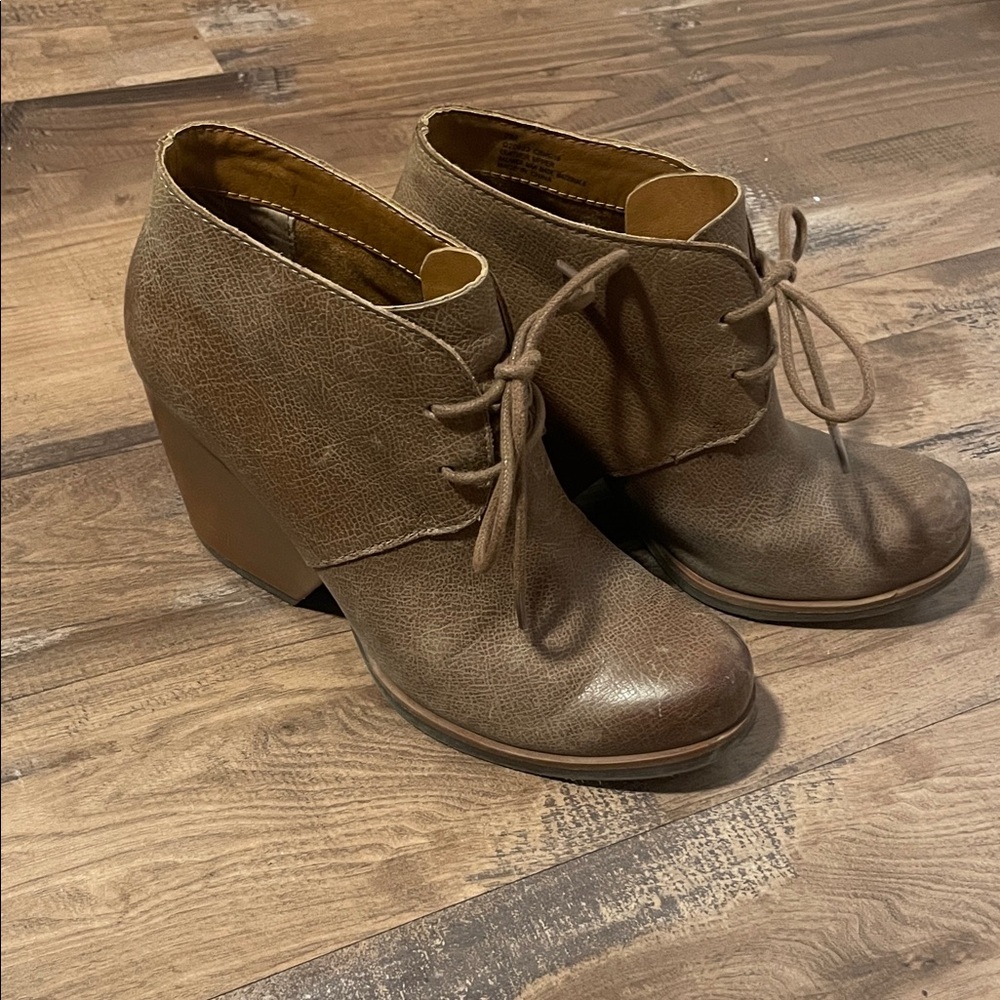 Korks Ankle Boots